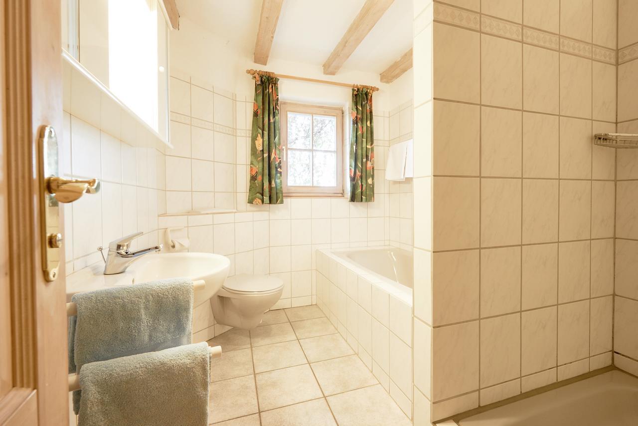 Wellnesshotel Schiesselhof Grafenhausen Exteriör bild