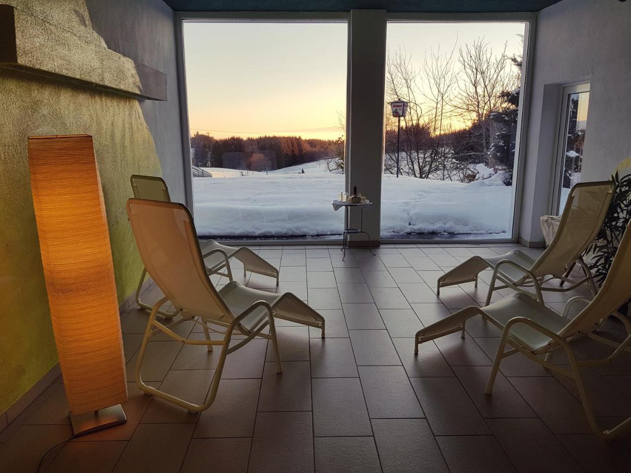 Wellnesshotel Schiesselhof Grafenhausen Exteriör bild